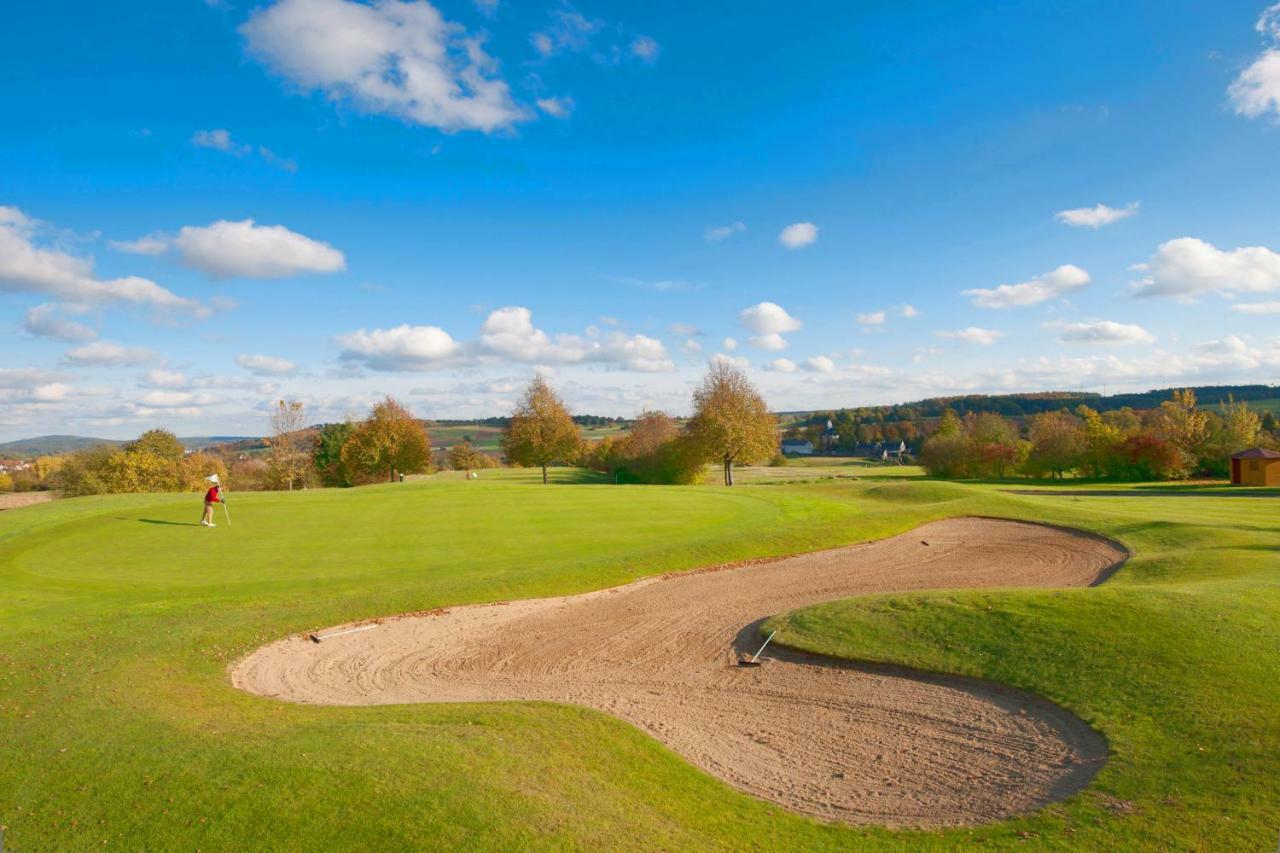 Apartments Golfpark Schlossgut Sickendorf Lauterbach Exteriör bild